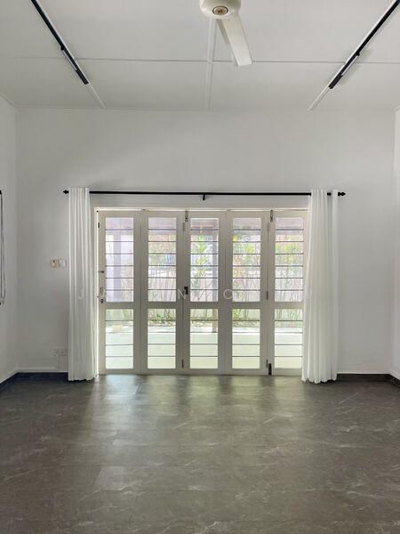 Grand & Homely Living Area