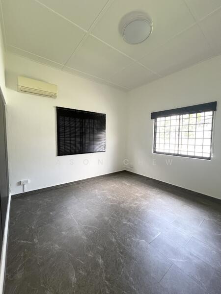 Huge Bedroom 2 - All Bedrooms New Blinds