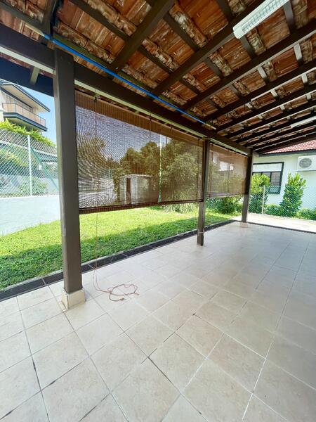 Sheltered Back Terrace with Garden