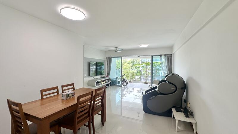 Parc Lumiere DBSS, Corner Unit, Balcony, Greenery, Dining Hall