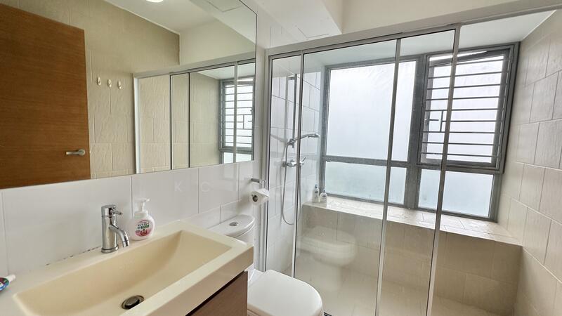 Parc Lumiere DBSS, Corner Unit, Balcony, Greenery, Master Bathroom