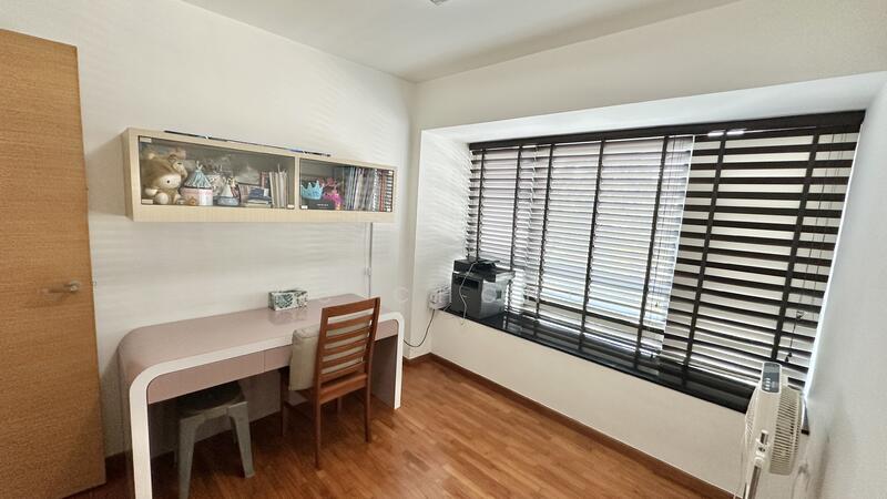 Parc Lumiere DBSS, Corner Unit, Balcony, Greenery, Room 2