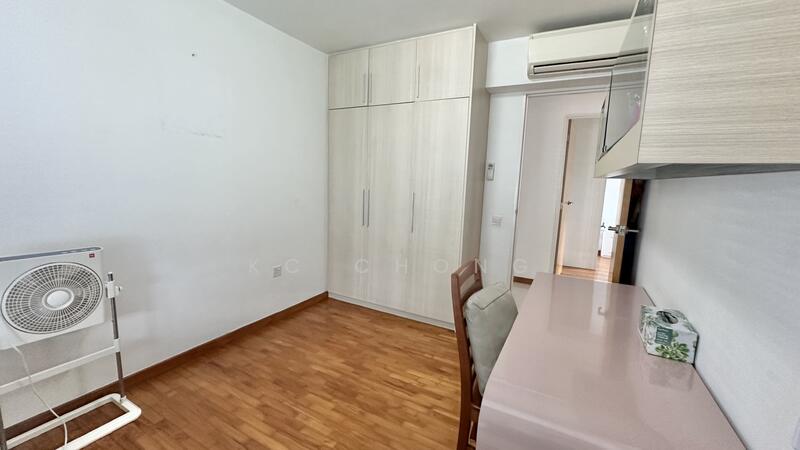 Parc Lumiere DBSS, Corner Unit, Balcony, Greenery, Room 2