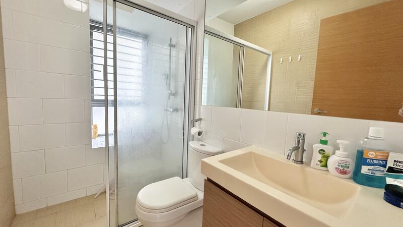 Parc Lumiere DBSS, Corner Unit, Balcony, Greenery, Bathroom 2