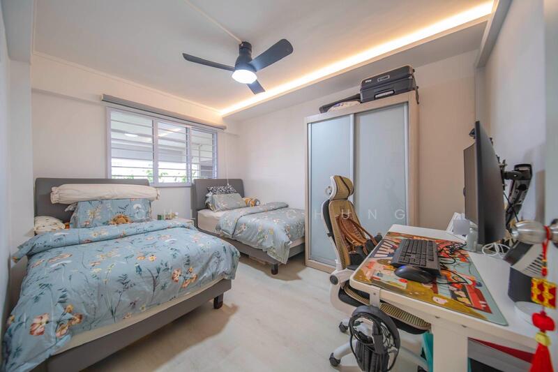 For Sale - 241 Jurong East Street 24