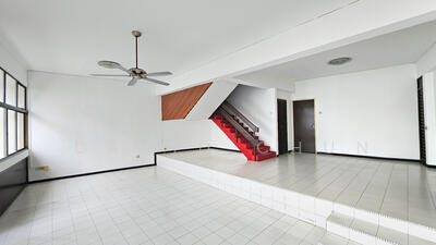 For Sale - Lakepoint Condo