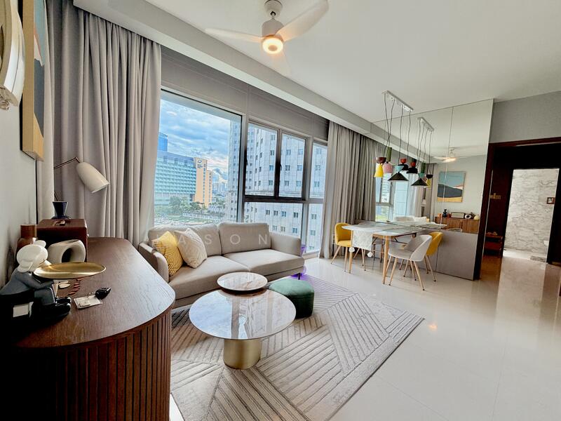 For Sale - Pinnacle 16