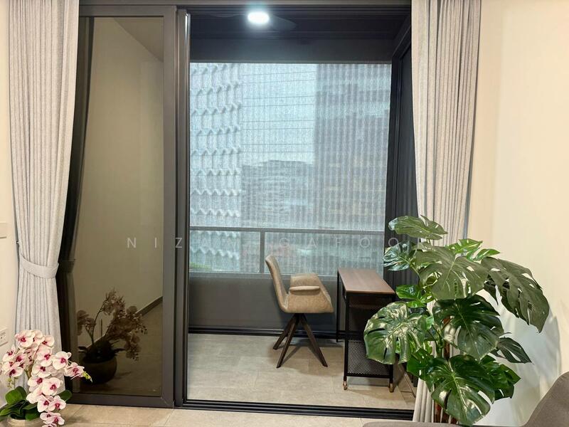 Balcony with Original Ziptrak Installed