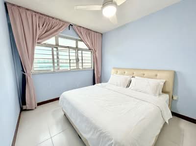 For Sale - 180C Rivervale Crescent