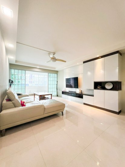 216 Tampines Street 23