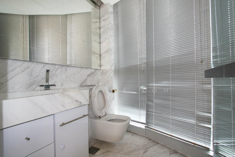 Junior Master Bathroom