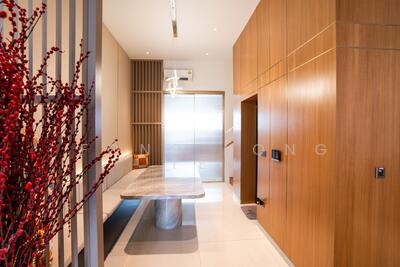 For Sale - 1km To Tao Nan! Almost Brand New! 3.5 Sty Inter Terrace