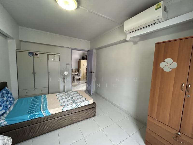 214 Choa Chu Kang Central, 214 Choa Chu Kang Central, Dairy Farm / Bukit Panjang / Choa Chu Kang, Room Rental, 150 sqft, HDB Flat For Rent, by Tan Hui Neo Veronica, 60170754 - Bedroom - PropertyGuru.com.sg