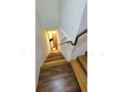 For Sale - Hills TwoOne