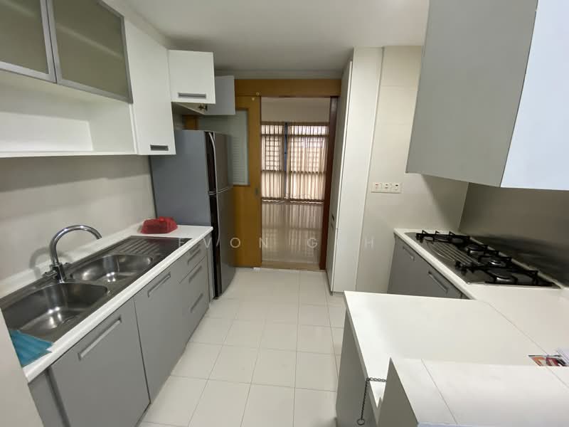 Blue Horizon, 21 West Coast Crescent, 2 Bedrooms, 926 sqft, Condominium For Rent, by Evon Goh, 60170787 - Kitchen - PropertyGuru.com.sg