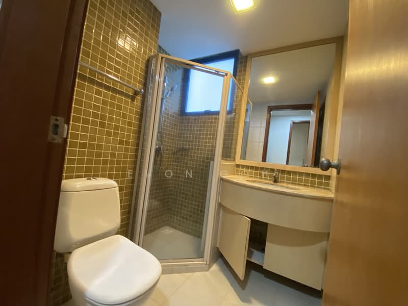 Blue Horizon, 21 West Coast Crescent, 2 Bedrooms, 926 sqft, Condominium For Rent, by Evon Goh, 60170787 - Bathroom - PropertyGuru.com.sg