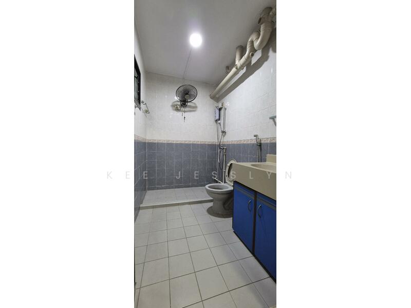 For Rent - 299B Compassvale Street