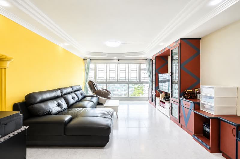 460 Ang Mo Kio Avenue 10, 460 Ang Mo Kio Avenue 10, 3 Bedrooms, 1,292 sqft, HDB Flat For Sale, by Elaine Wong, 60171547 - Living Room - PropertyGuru.com.sg
