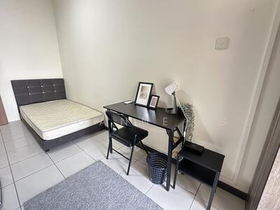 For Rent - Astoria Park