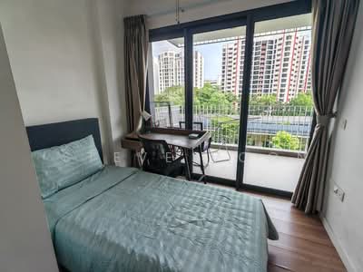 For Rent - The Lakefront Residences