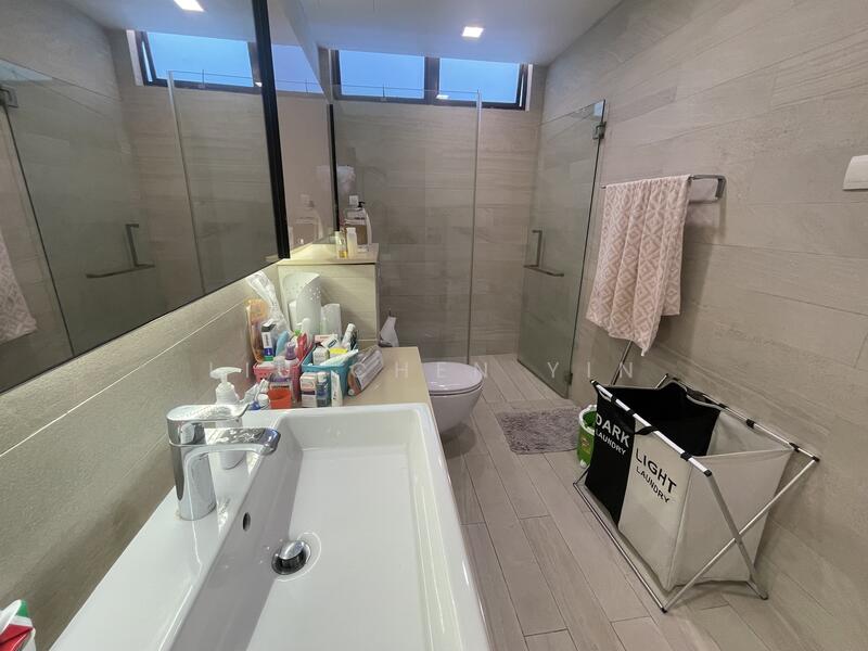 Common Bath