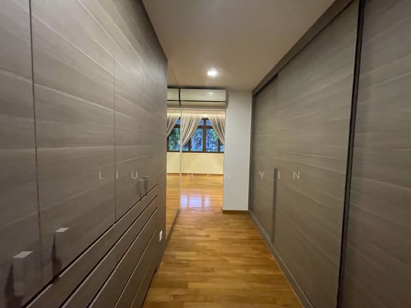 Nim Gardens, 71 Nim Road, 3 Bedrooms, 2,217 sqft, Condominium For Rent, by LIU Chen Yin, 60171671 - Master Bedroom - Walk-in Wardrobe Area - PropertyGuru.com.sg