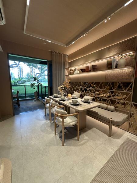 Promenade Peak, 1 Zion Road, Alexandra / Commonwealth, 3 Bedrooms, 1,033 sqft, Condominium For Sale, by Colin Lee, 60171942 - Dining Room - PropertyGuru.com.sg