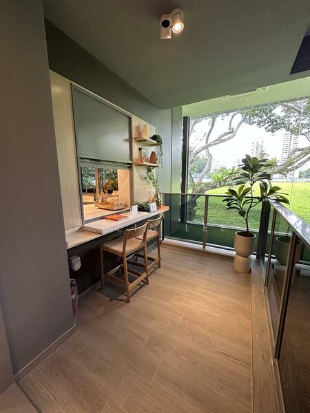 Promenade Peak, 1 Zion Road, Alexandra / Commonwealth, 3 Bedrooms, 1,033 sqft, Condominium For Sale, by Colin Lee, 60171942 - Balcony - PropertyGuru.com.sg