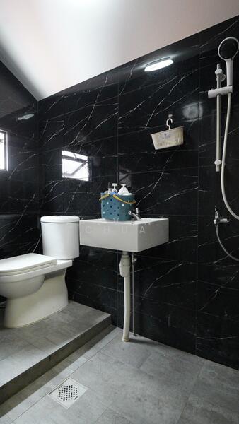 For Sale - 9999 Years Leasehold Apartment at Serangoon Road