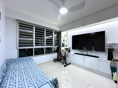 For Sale - 889A Woodlands Drive 50