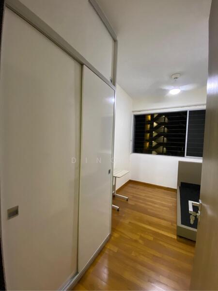 For Rent - Hills TwoOne