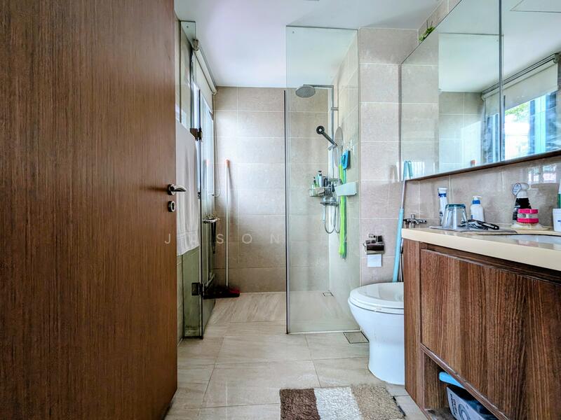 Master Toilet