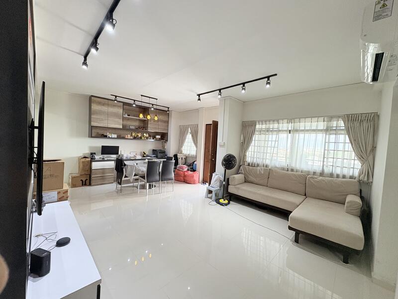 Living & Dining