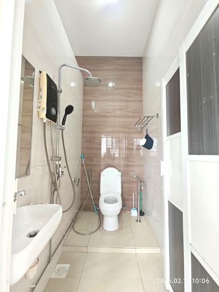 East Coast Road Shophouse, East Coast Road, 2,000 sqft, Shop / Shophouse For Rent, by Alvin Lim, 60172361 - Bathroom - CommercialGuru.com.sg