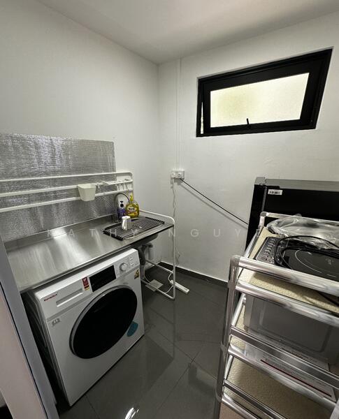 Studio Unit R5 - Kitchen