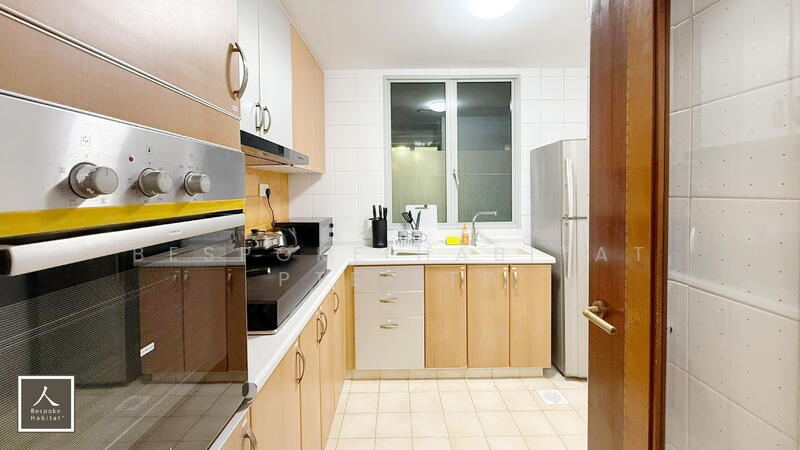 10-18 Kitchen
