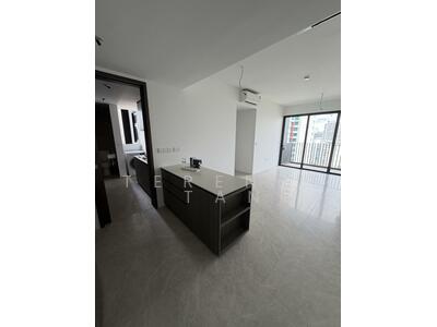 For Rent - Piccadilly Grand