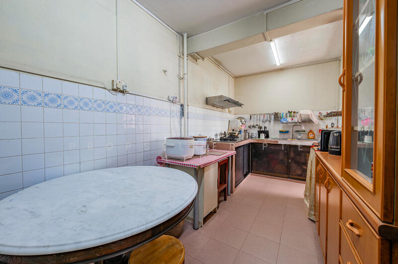 For Sale - 16 Hougang Avenue 3