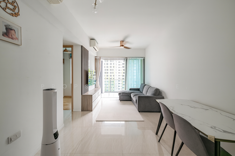 For Sale - Stars of Kovan