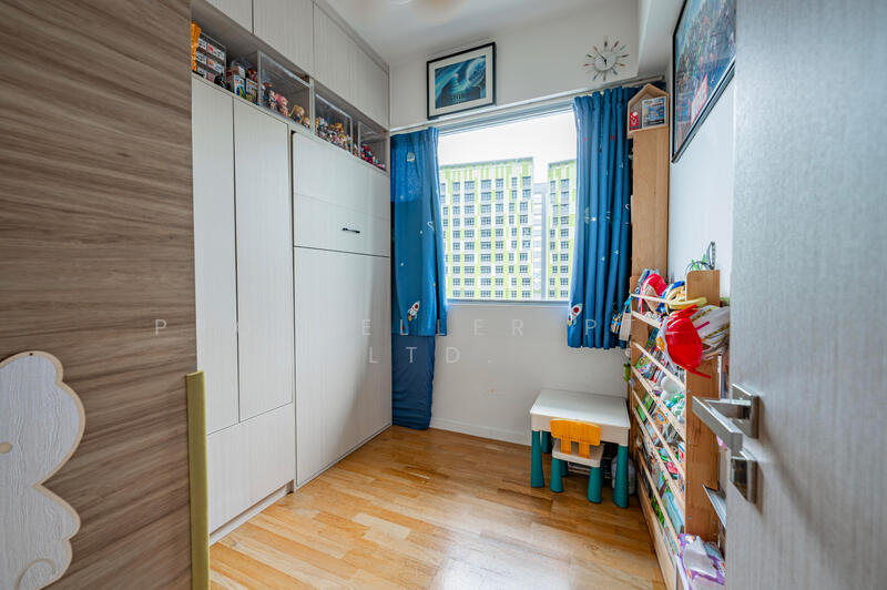 For Sale - Stars of Kovan