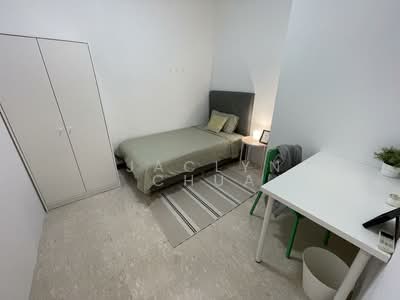 For Rent - La Crystal