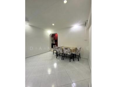 For Sale - 425 Canberra Road