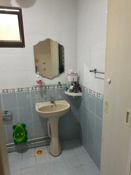 For Rent - 359A Admiralty Drive