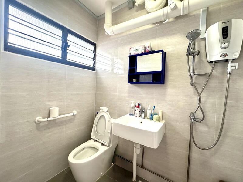For Sale - 252 Choa Chu Kang Avenue 2