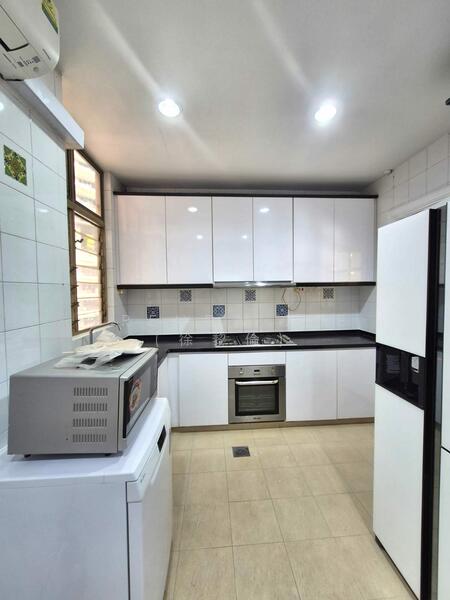 LEONIE CONDOTEL, 4-Bedroom for Rent
