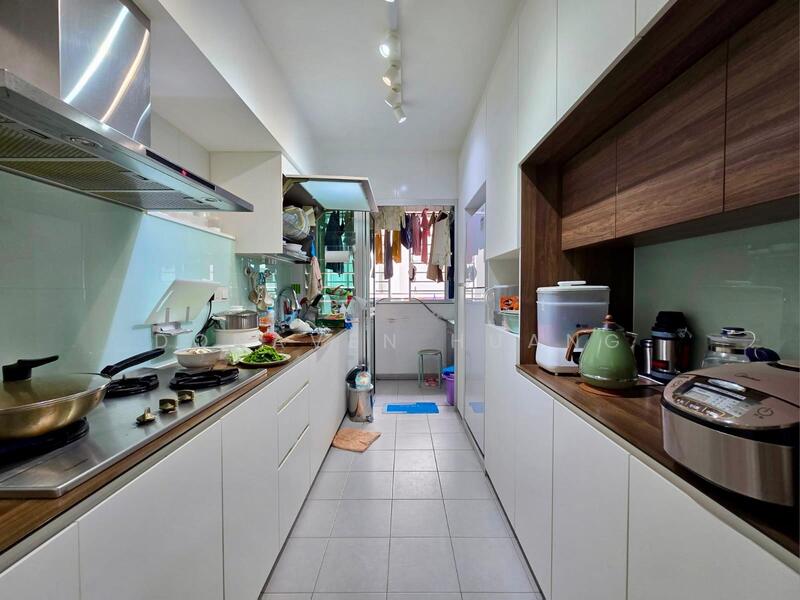 For Rent - 329B Anchorvale Street