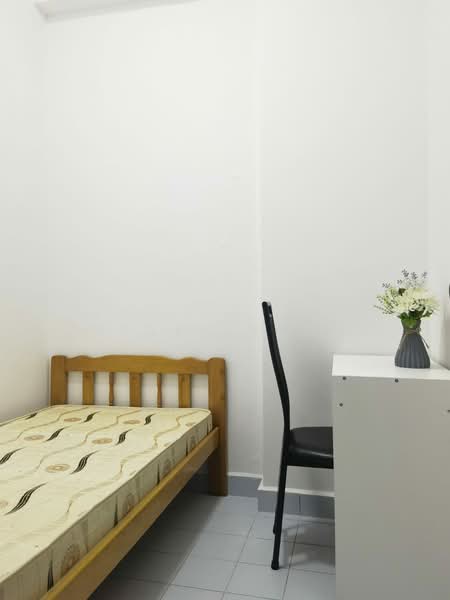 Pasir View Park, 200 Pasir Panjang Road, Room Rental, 120 sqft, Condominium For Rent, by Nigel Tang, 60173190 - Bedroom - PropertyGuru.com.sg