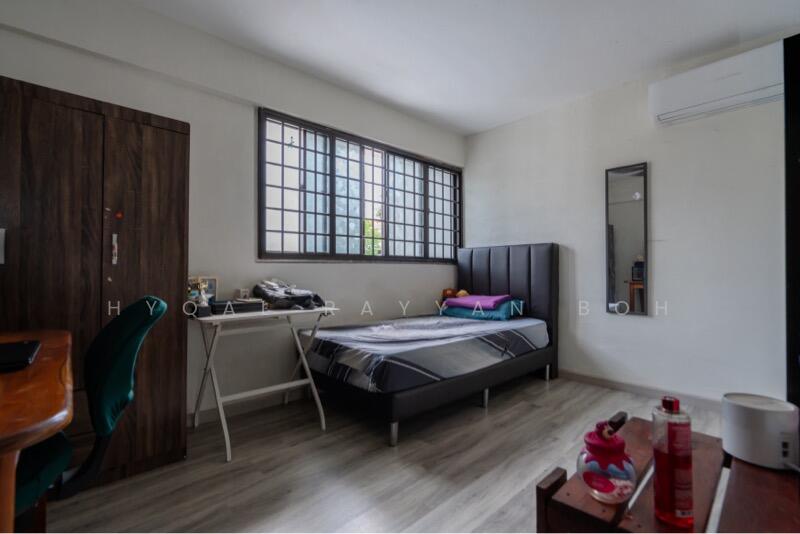 1st Common Bedroom