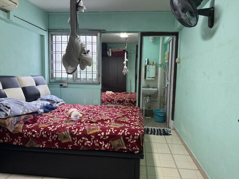 704 Yishun Avenue 5, 704 Yishun Avenue 5, Sembawang / Yishun, 2 Bedrooms, 731 sqft, HDB Flat For Sale, by Thiru P, 60173291 - Bedroom - PropertyGuru.com.sg