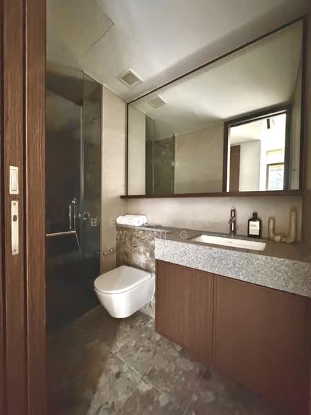 Jansen House, 25 Jansen Road, 3 Bedrooms, 1,012 sqft, Condominium For Sale, by Bernard Wong, 60173333 - Master Bathroom - PropertyGuru.com.sg